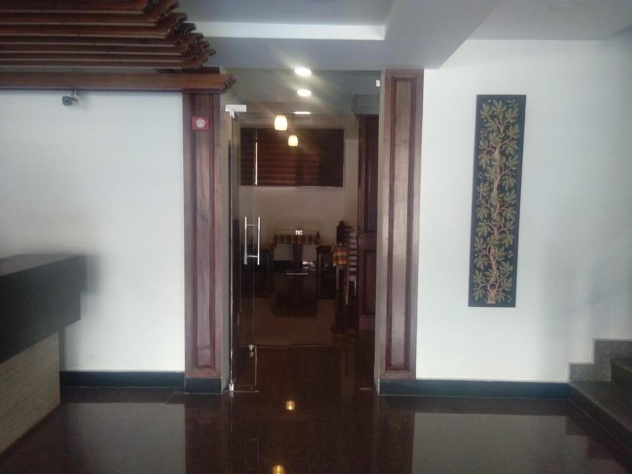 Hotel The Valley View Kashmir Srinagar  Ngoại thất bức ảnh
