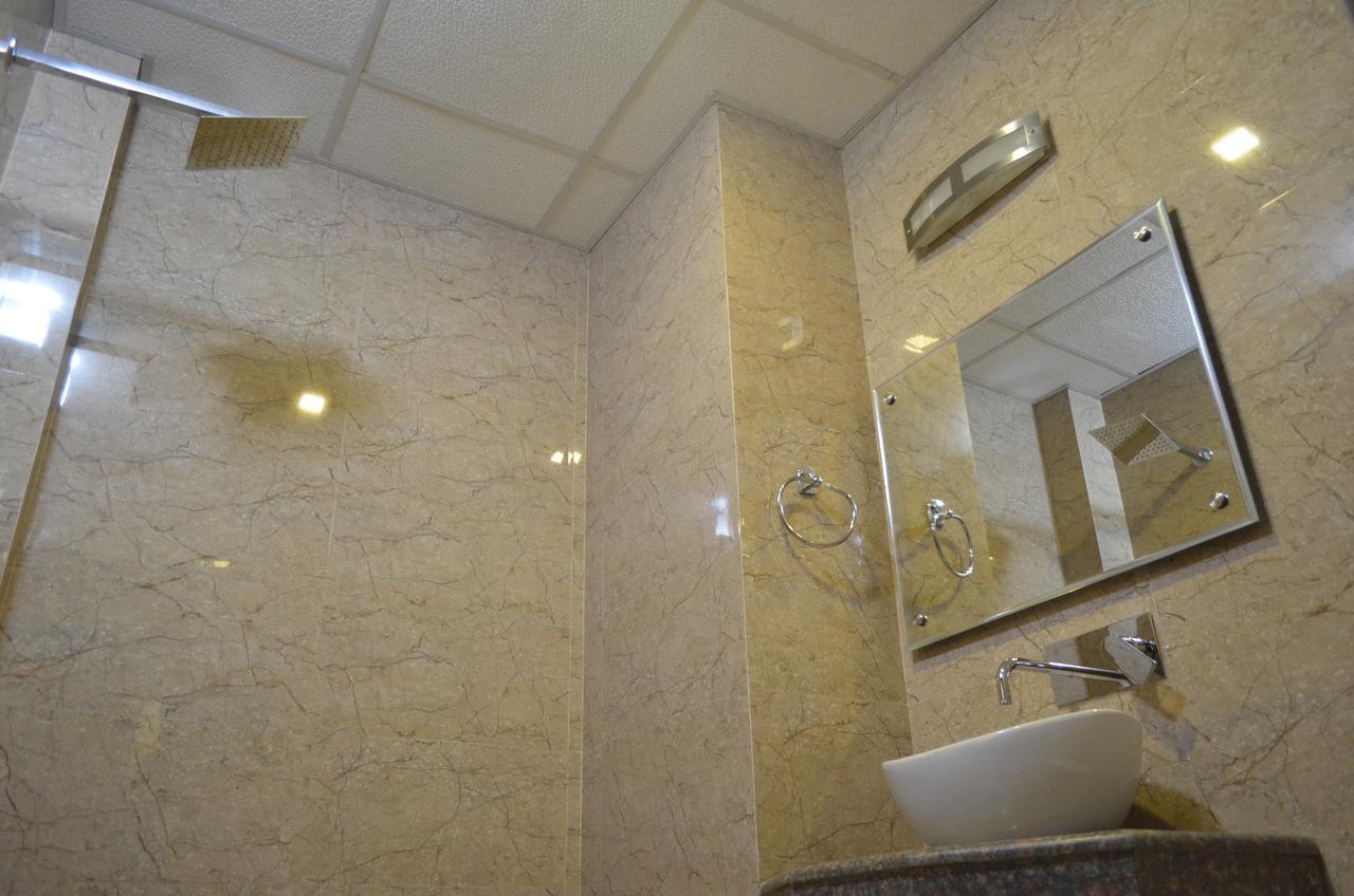 Hotel The Valley View Kashmir Srinagar  Ngoại thất bức ảnh