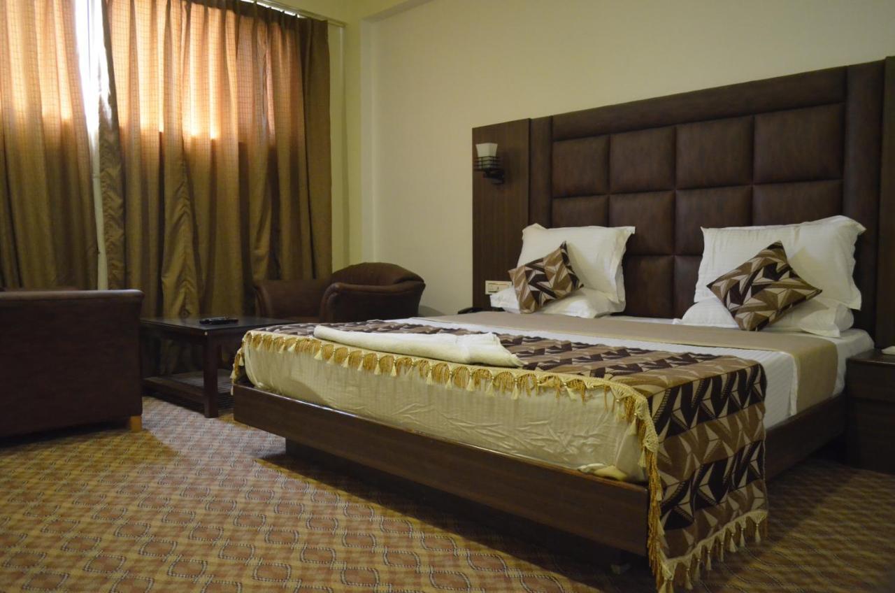 Hotel The Valley View Kashmir Srinagar  Ngoại thất bức ảnh