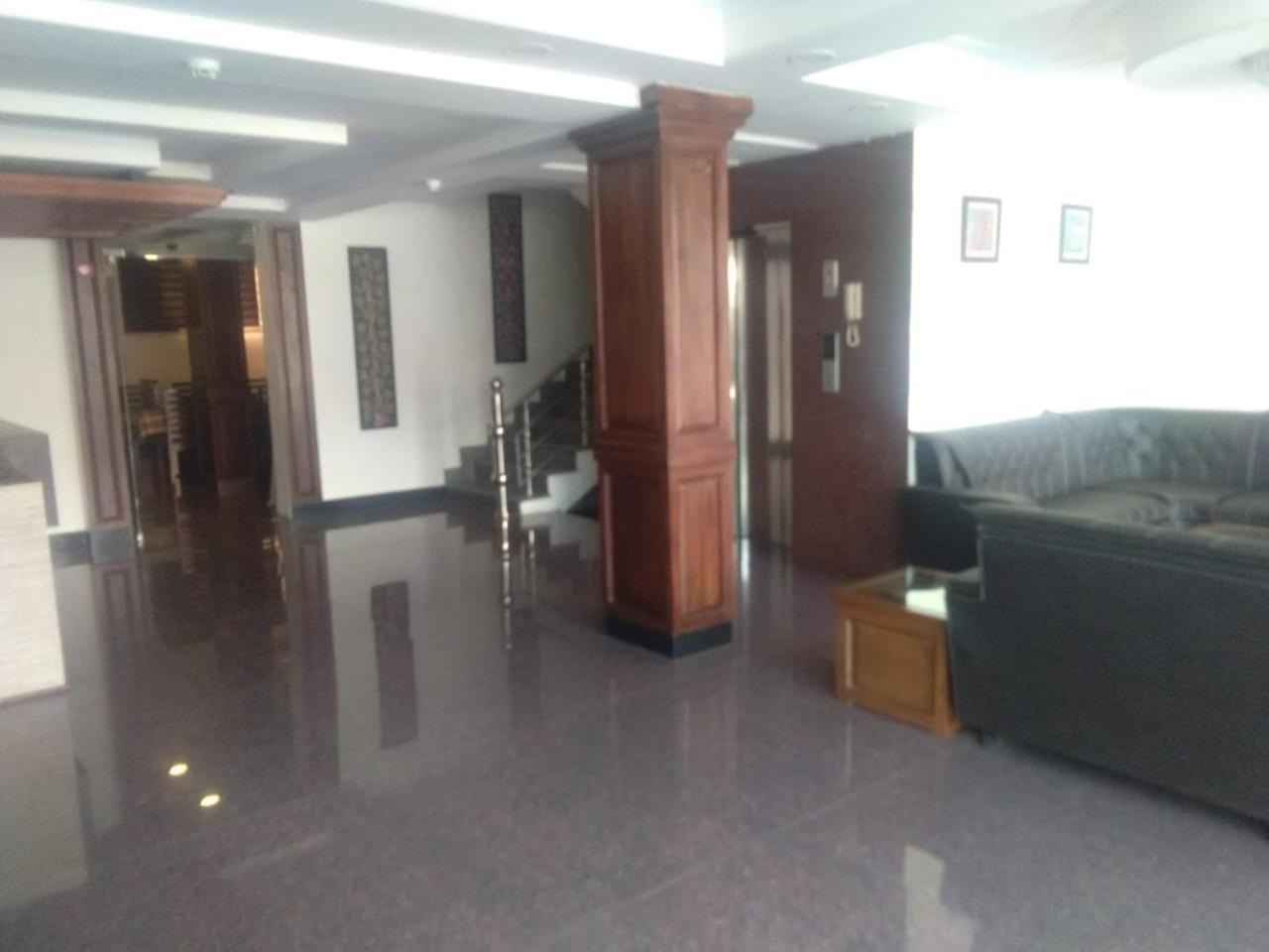 Hotel The Valley View Kashmir Srinagar  Ngoại thất bức ảnh